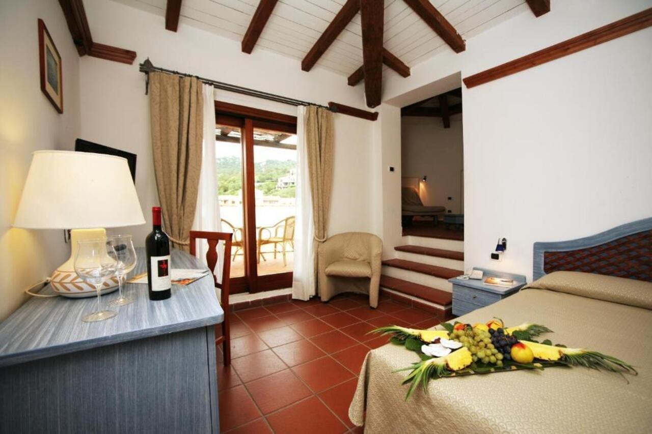 Hotel Palumbalza Porto Rotondo Exterior photo